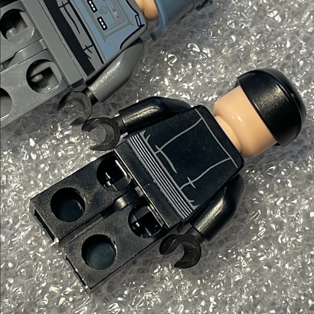Lego Mini Figures - Picture 6 of 6